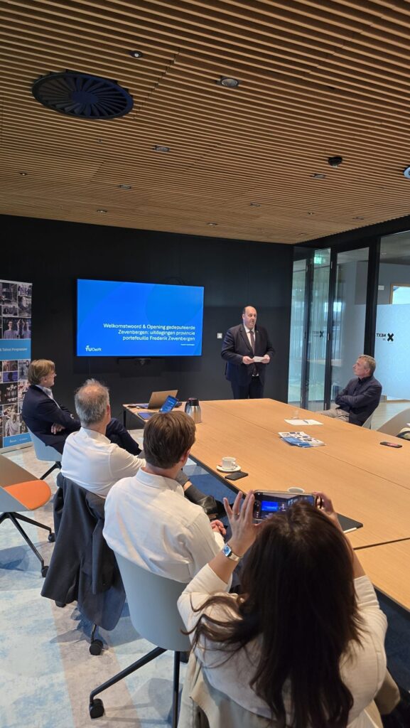 Bezoek gedeputeerde Zevenbergen aan de TU Delft